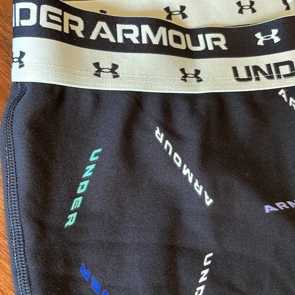 under armour youth XL capris/cropped leggings - tag still on - Picture 2 of 6